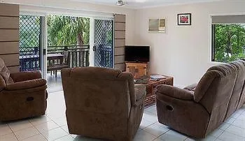 *** Lägenhetshotell Marlin Gateway Holiday Apartments Trinity Beach Australien